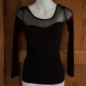 Black long sleeve w mesh